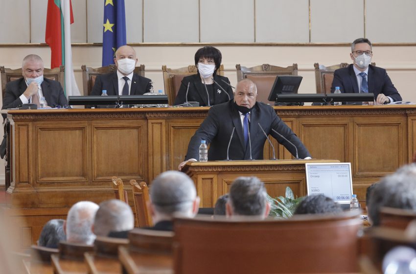 Народното събрание изслуша премиера Бойко Борисов за актуалното състояние в страната във връзка с пандемията от Ковид-19