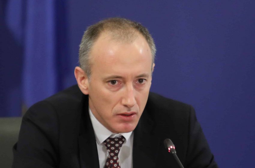  Държавните зрелостни изпити ще бъдат проведени на 1 юни и 3 юни, изпитите след 7 клас – на 15 юни и 17 юни