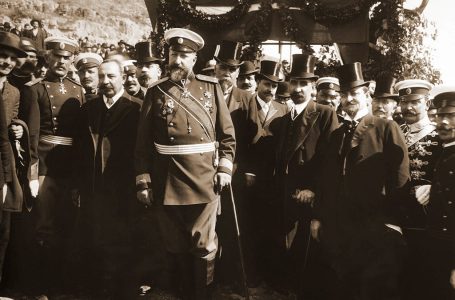112 години независима България