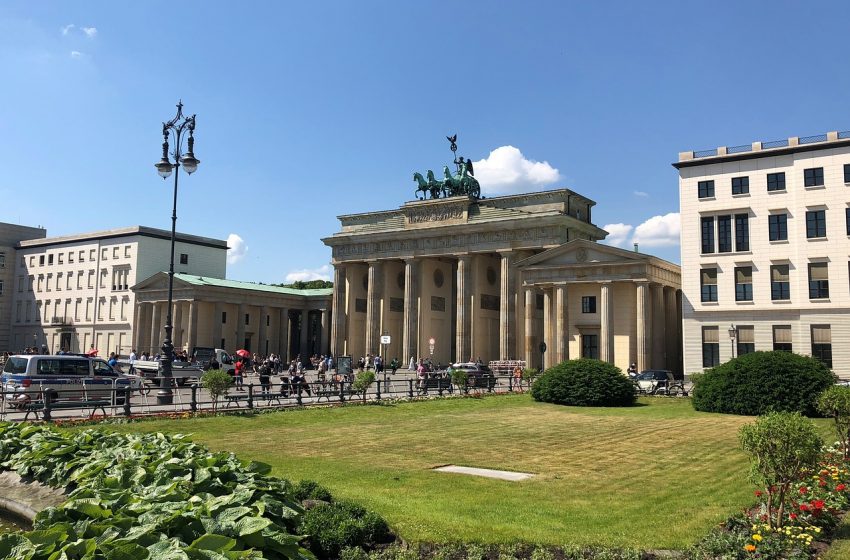  Германия с по-строги COVID-мерки. Има опасност от недостиг на пресни храни