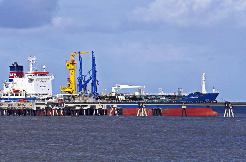  Трябва да сме готови и за спиране на доставките на нефт