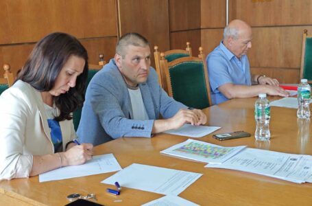 На консултации при кмета на Плевен: Партиите се разбраха за съставите на СИК-овете за предстоящите избори